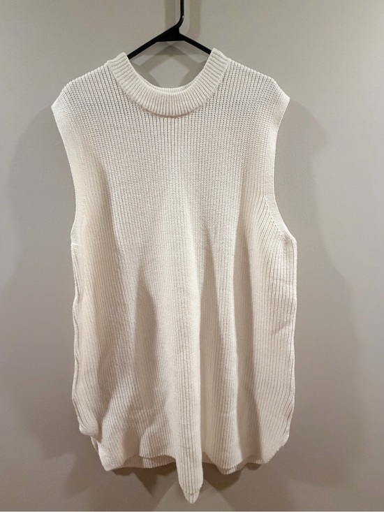 H&M Dresses & Skirts - H&M Ivory Ribbed Crewneck Sleeveless Tunic